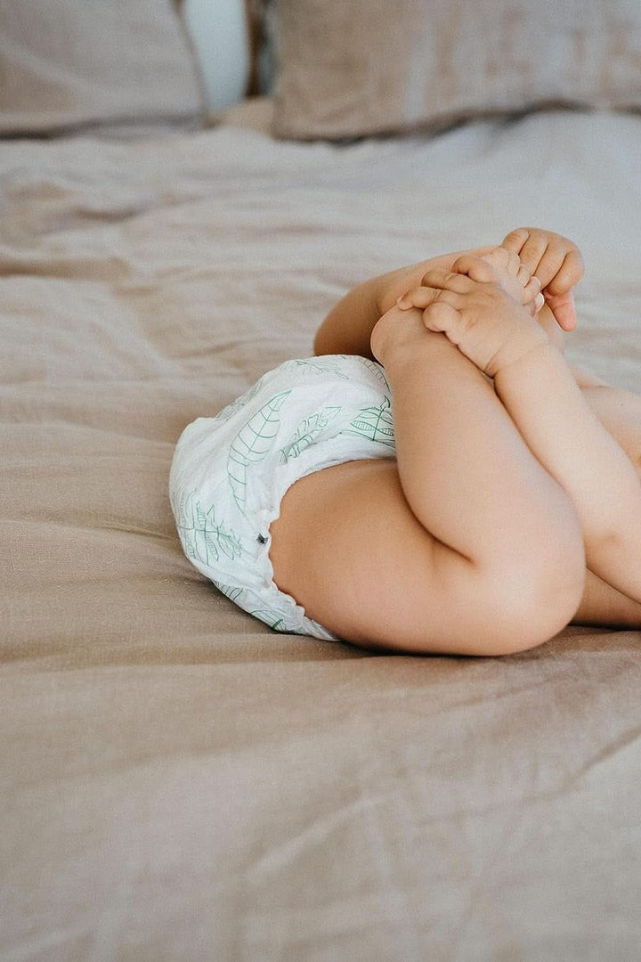 Love & Green, scutece hipoalergenice produse in Elvetia, marimea 5, pachet 1 luna Mama si Copilul Naty Shop