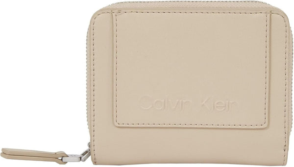 Calvin Klein Ladies Ck Set Zip Around W/Flap Md Purses Portofel Femei Naty Shop Gri (Doeskin) Os