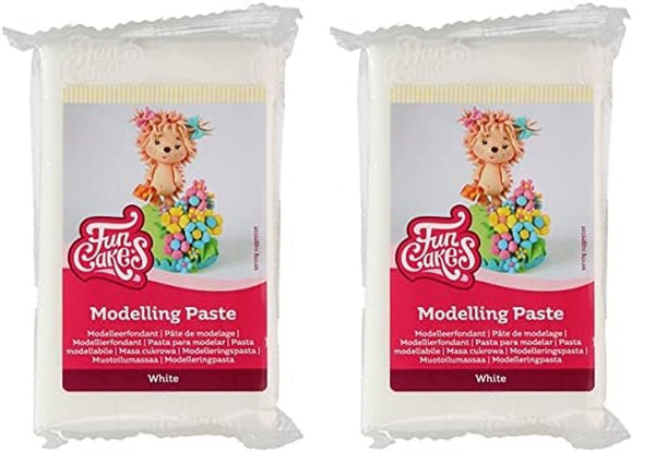 FunCakes Modelling Paste White: Perfectă pentru modelarea figurinelor, a vârfurilor de tort și a volanelor. Puternică, netedă și suplă. Halal, kosher și fără gluten. 250 g. (pachet de 2) Pasta de zahar Naty Shop Alb 250 grame (pachet de 2)